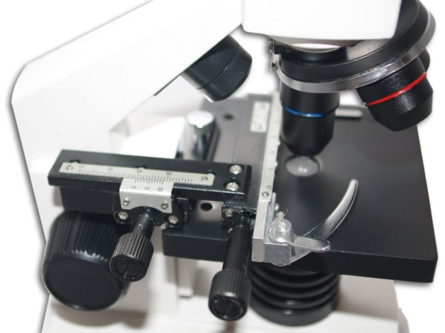 Микроскоп учебный 40х-800х с принадлежностями