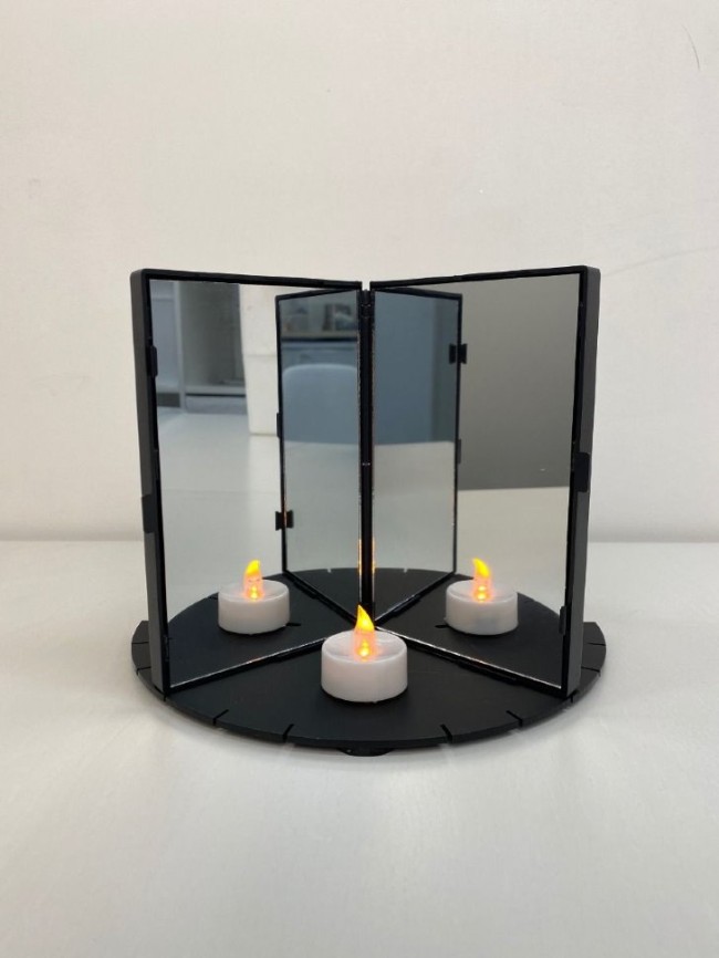 Зеркало двустворчатое