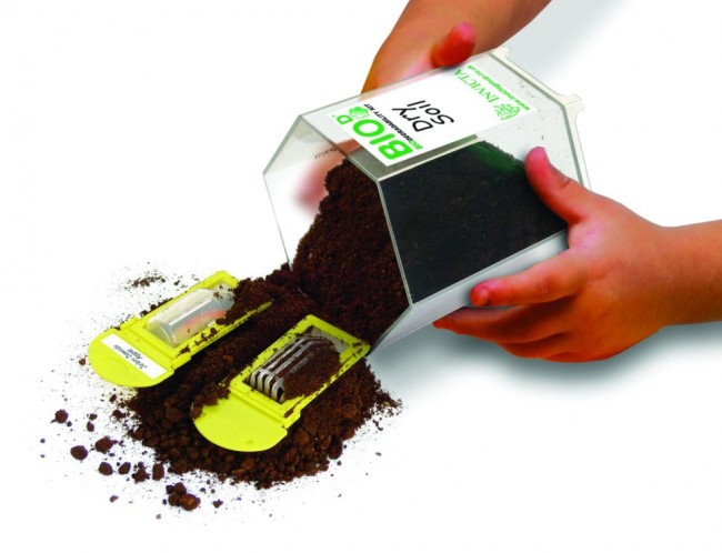 Invicta-96-BioD-apple-soil-empty-2_enl.jpg Invicta-96-BioD-apple-soil-empty-2_enl.jpg